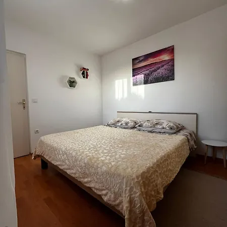 Apartman Mimi - Pula Airport Exterior photo